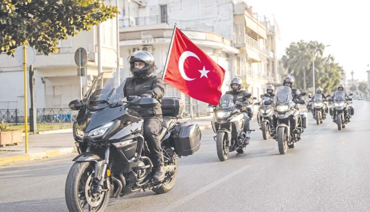 Πῶς χάνεται ἡ ταυτότητα ἑνός Ἔθνους